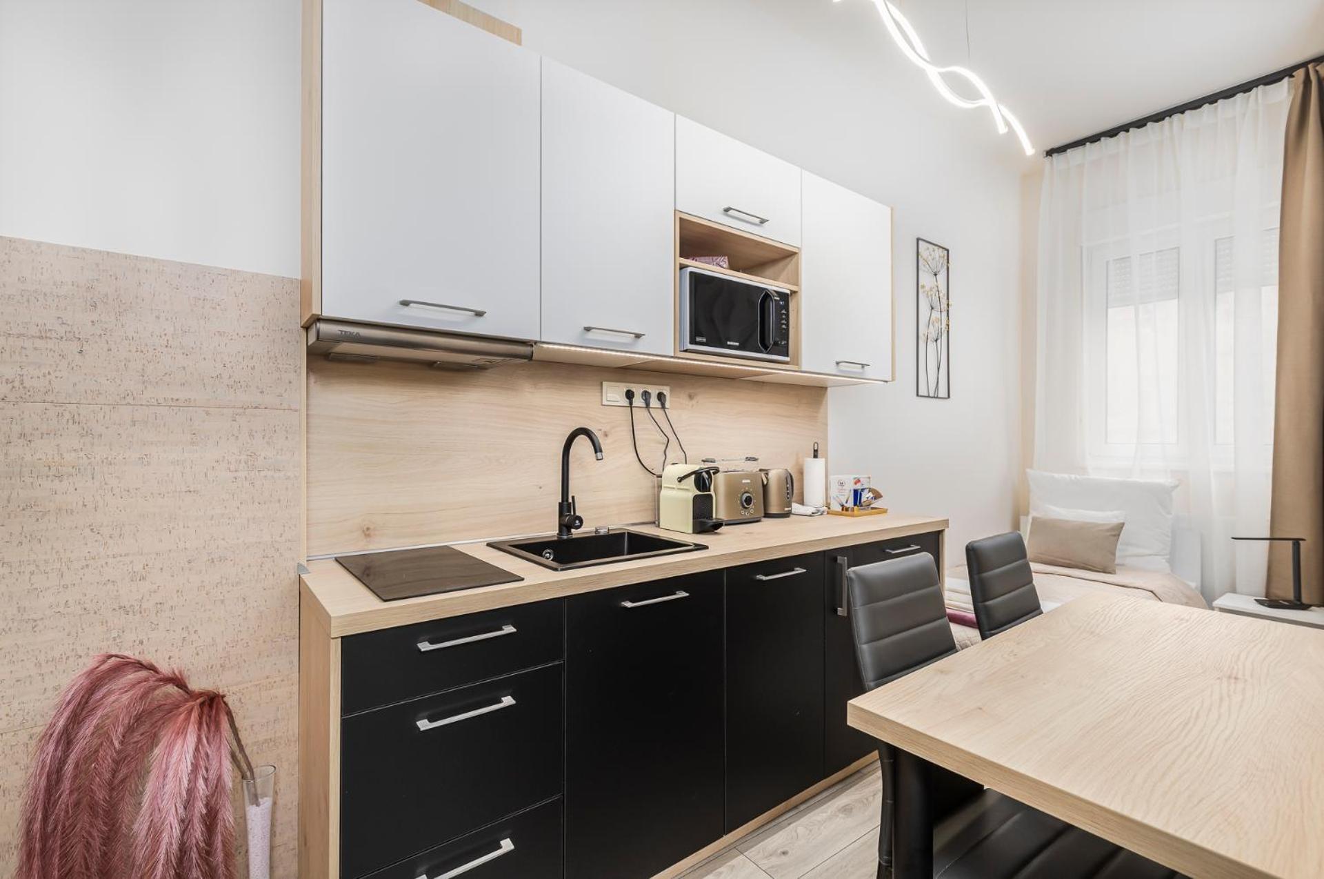 Galaxy Apartement Lift Parking Budapest Luaran gambar